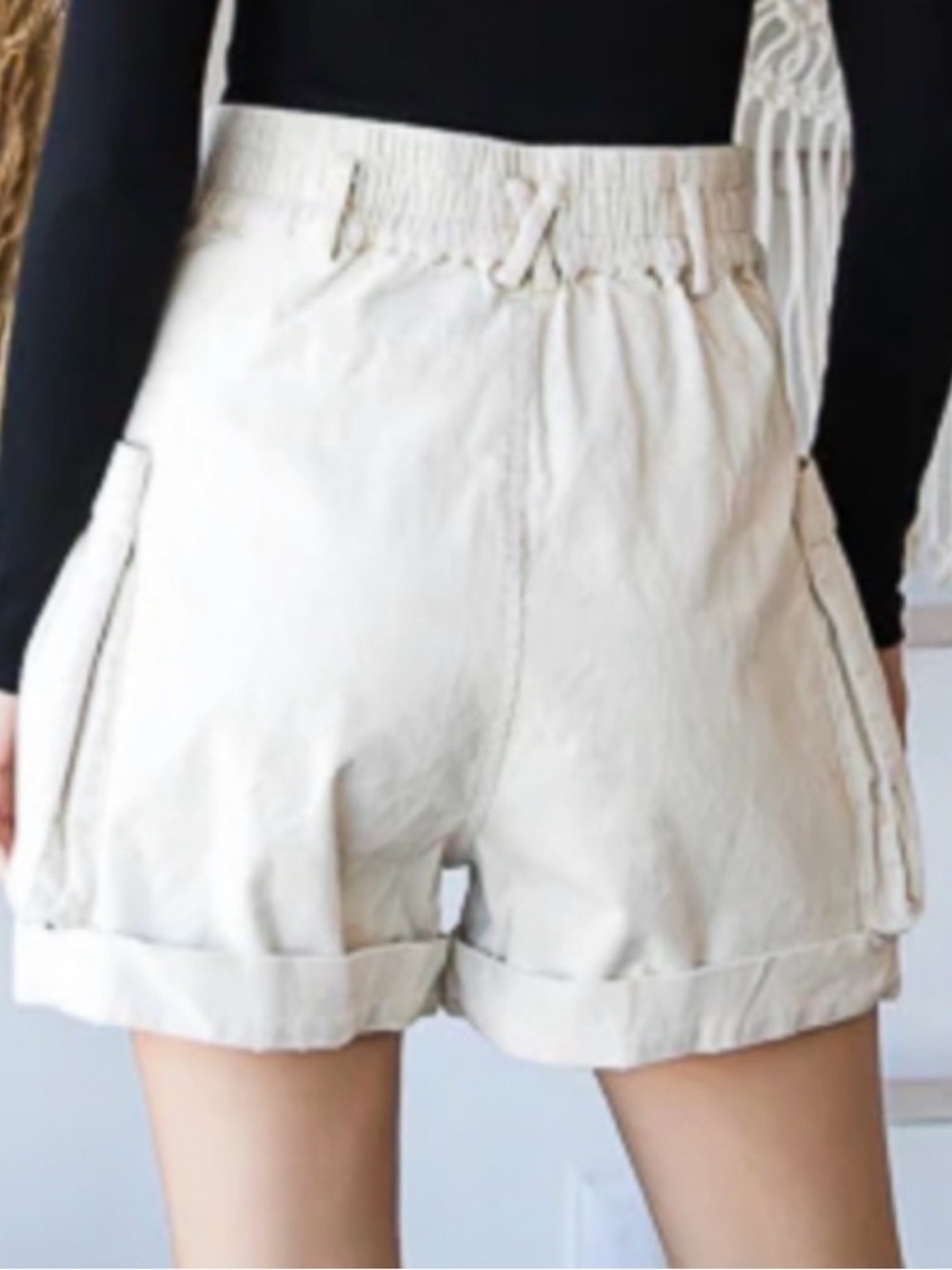 Oli & Hali Cream Cargo Shorts - Picture 4 of 5